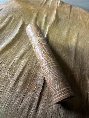 Boite etui betel - récipient, a