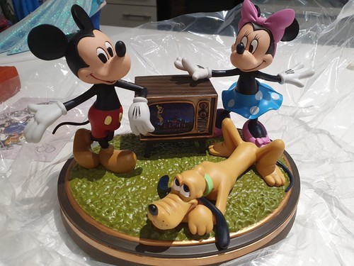 Disney 100 eras figurine - disney,