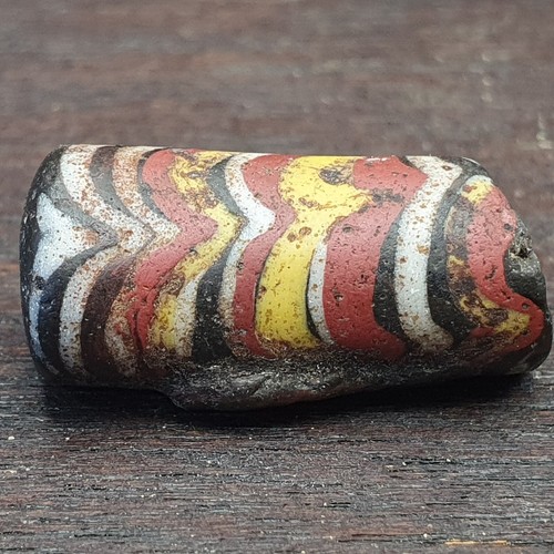 Ancien roman perle - perle, de
