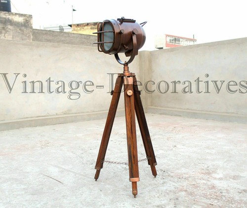 Projecteur trépied marin