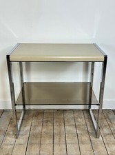 Table d'appoint vintage 70'S en métal chromé et beige