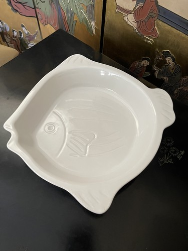 Deltis white fish baking dish - white,