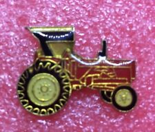 T24 Pins TRACTEUR Ancien
