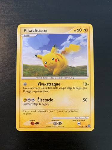 Carte pokémon commune pikachu - carte,