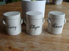 Pots à épices vintage en