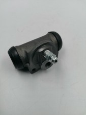 Cylindre de roue arrière 204