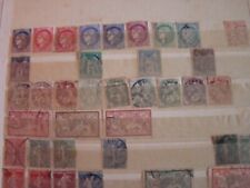 album contenant 900 timbres