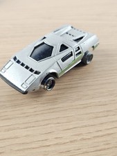 Voiture de course rétro Dome