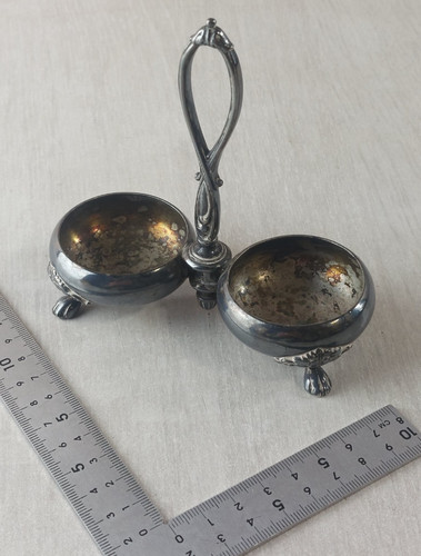 Ancienne salière poivrière - , /