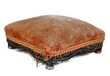 repose-pied d'époque XIXème en bois laqué