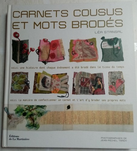 Livre carnets cousus et mots - livre,