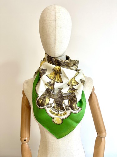 Carré foulard hermès - 90,