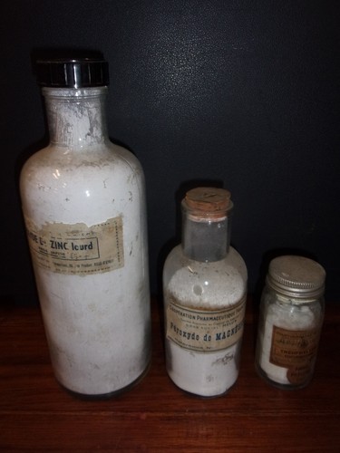 Ancien flacon laboratoire - ancien,