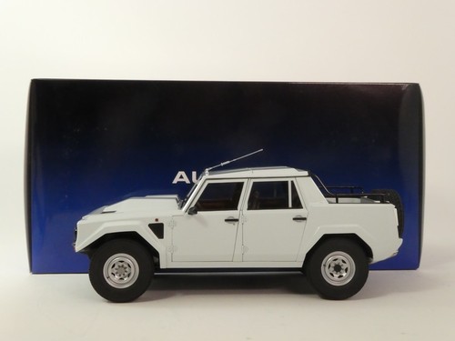 Autoart lamborghini lm002 park - autoart,