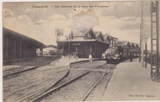 TARASCON- la gare des voyageurs - train locomotive