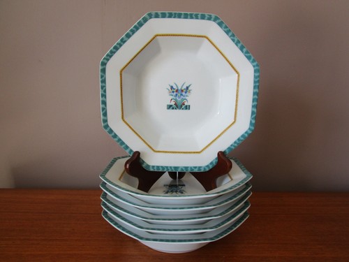 Petites assiettes creuses - petites,