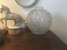 tres beau vase signé Espaivet