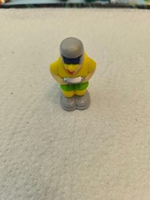 Figurine Publicitaire Poule KFC.