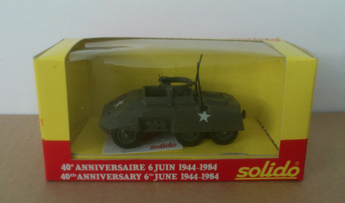 Solido automitrailleuse m - --,