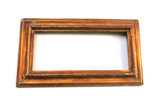 Petit cadre ancien en bois