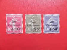 FRANCE CAISSE D'AMORTISSEMENT 1930 N°266/68 * TRACE CHARNIERE. BON CENTRAGE. TB