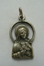 Ancienne MEDAILLE religieuse SAINTE THERESE de l'ENFANT JESUS LISIEUX en métal