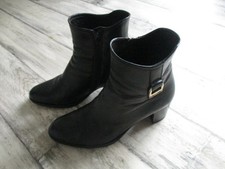 Bottines noires en cuir
