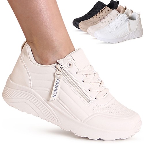 Baskets talon plat pour - À,