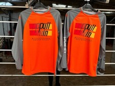 LOT DE 2 MAILLOTS PULL IN