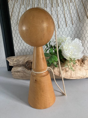 425 jouet bilboquet - bilboquet, en