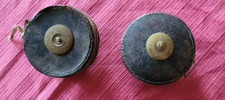 2 ANCIENS DECAMETRE /RUBAN A MESURER EN CUIR /TISSU/ LAITON ET ACIER