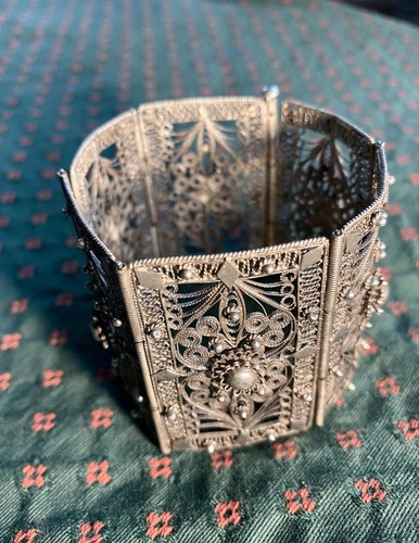 Superbe large bracelet