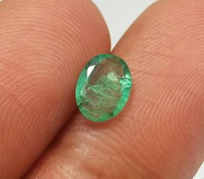 0,75 ct coupe ovale naturelle