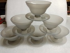 TUPPERWARE  6 COUPES à