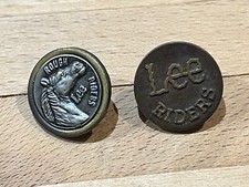 a  2 PINS PIN DIVERS MODE VETEMENT JEAN'S LEE RIDERS VINTAGE