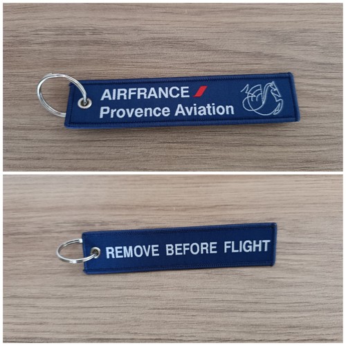 Porte clé brodé avion flamme - porte,