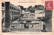 CPA Bourbon-Lancy la cour de