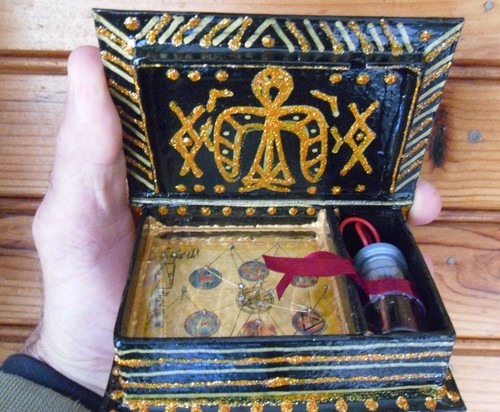 Faraon radionique - ,