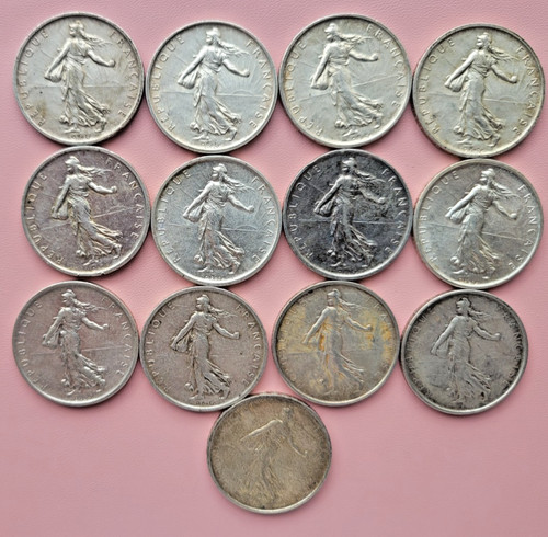 Lot pièces de - de, francs