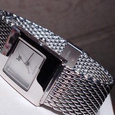 Montre femme LIP quartz vintage cadran rectangulaire bracelet acier
