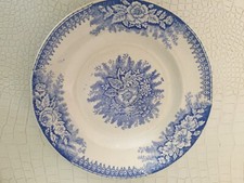 ancienne assiette St Amand