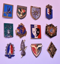 12 INSIGNES REGIMENTAIRES ORIGINALES FRANCAISES CORPS GROUPEMENTS DIVISIONS
