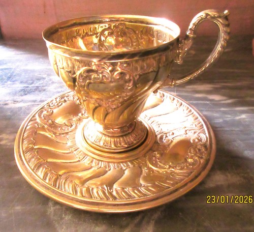 Tasse sous - en, metal