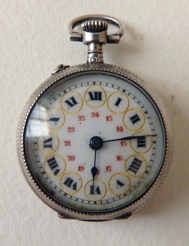 Petite montre gousset de - petite, à