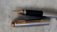 RARE STYLO PLUME PARKER 75