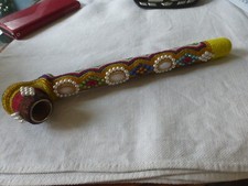 Rare grande pipe perlée perles de verre art d'Asie long 29.5 cm