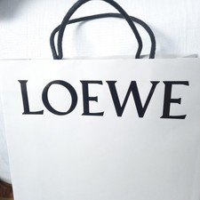 Magnifique sac shopping LOEWE