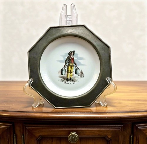 Revol ancienne petite assiette