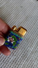 Vintage briquet rechargeable gaz,étui Porcelaine,lighter, feuerzeug, bon état.