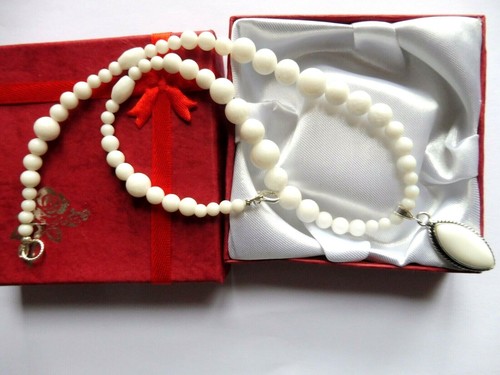 Collier jade blanc naturel - en,